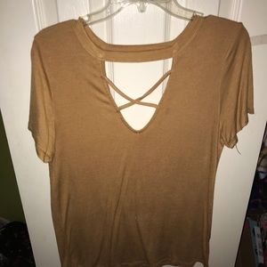 WEST COAST LOVE YELLOW SHORT SLEEVE TOP